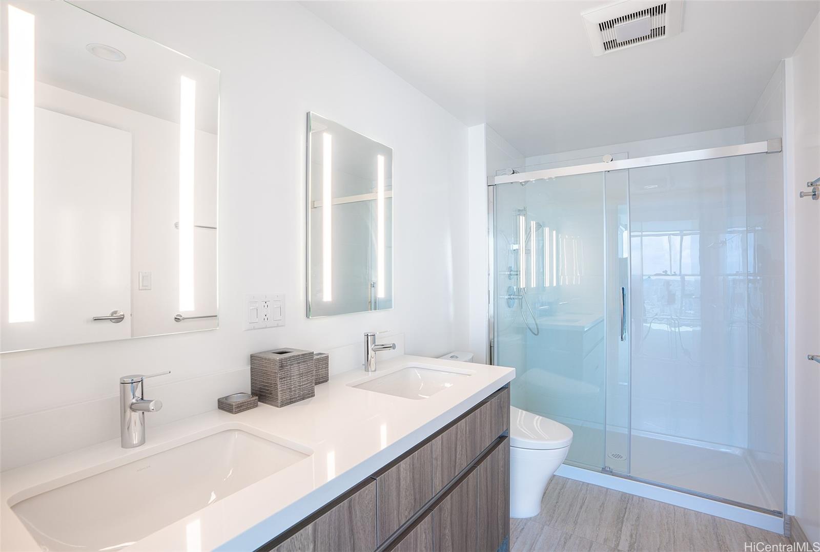 The Park on Keeaumoku condo # 3419R, Honolulu, Hawaii - photo 10 of 25