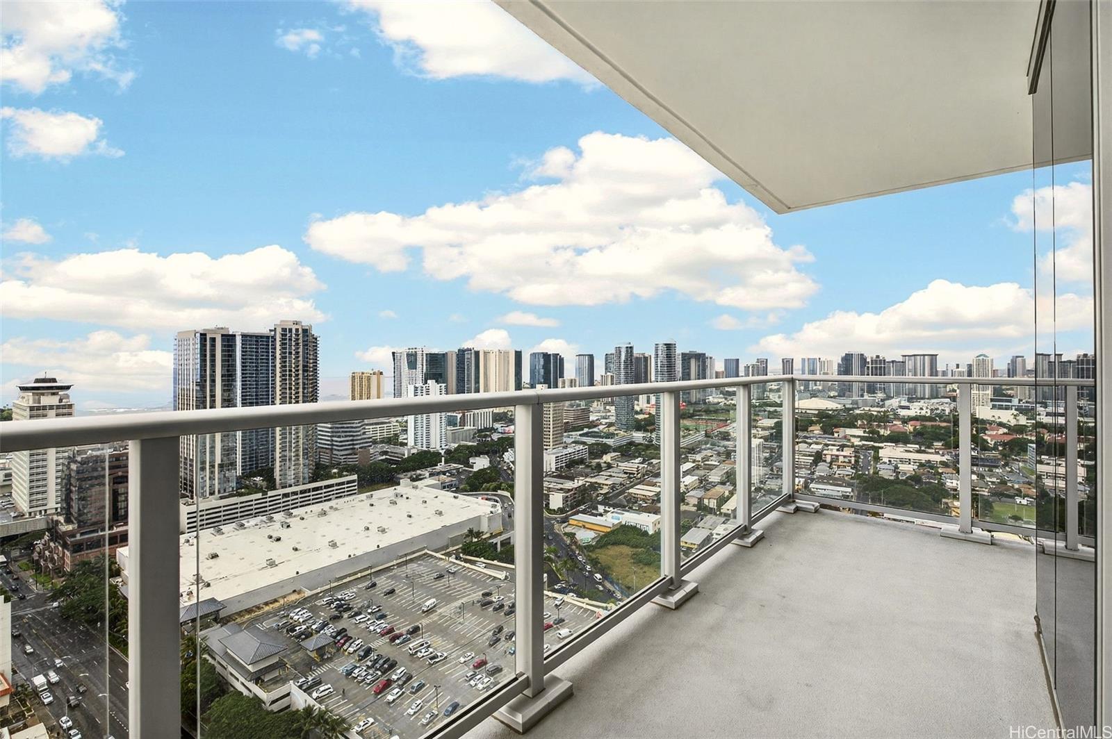 1500 Rycroft Street Honolulu - Rental - photo 17 of 25