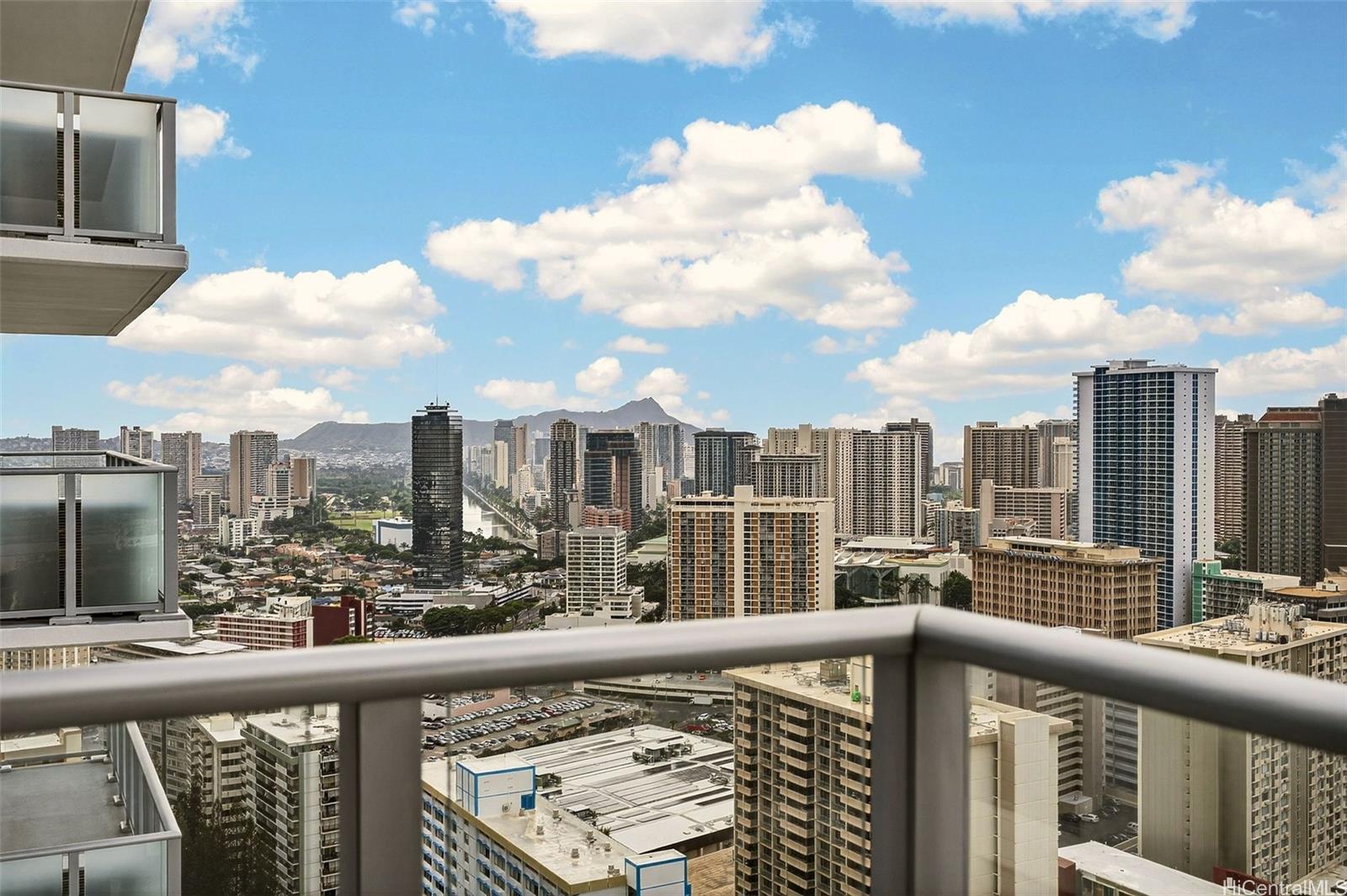 1500 Rycroft Street Honolulu - Rental - photo 19 of 25