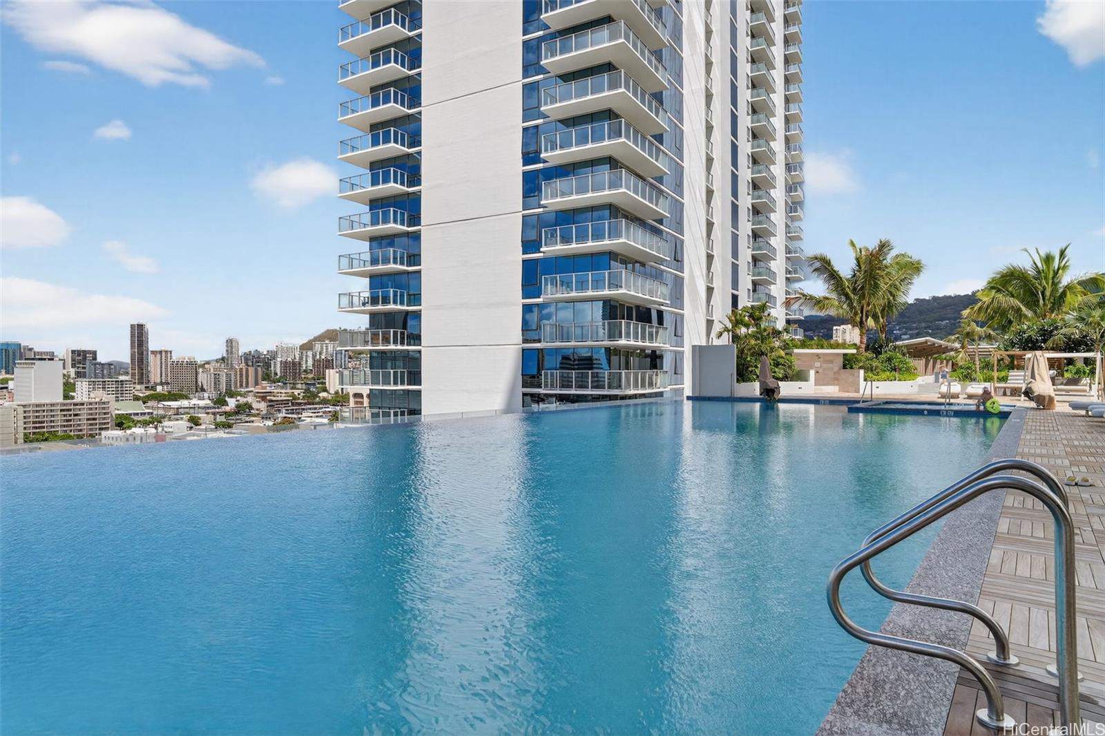 1500 Rycroft Street Honolulu - Rental - photo 22 of 25