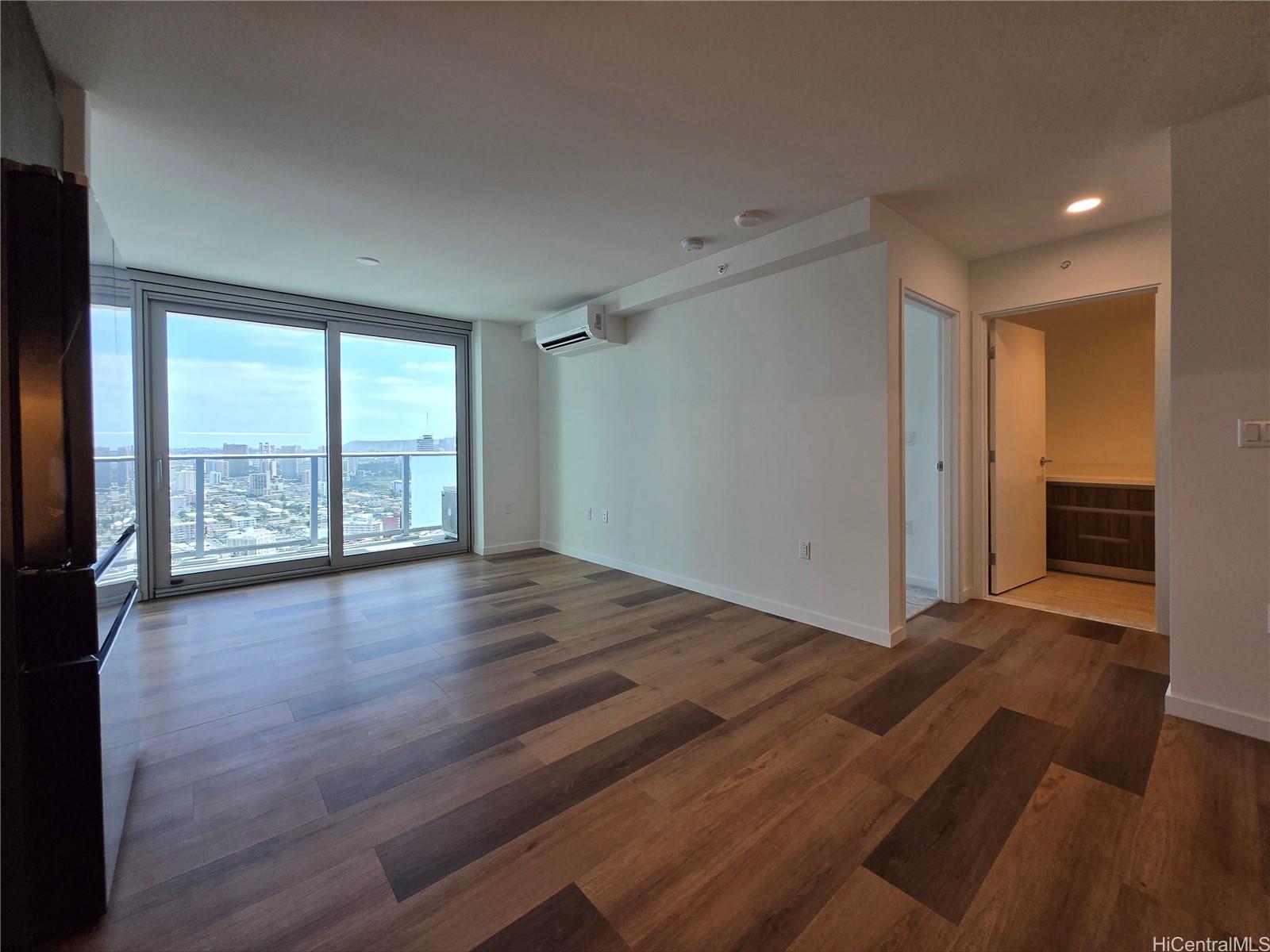 1500 Rycroft St Honolulu - Rental - photo 5 of 13