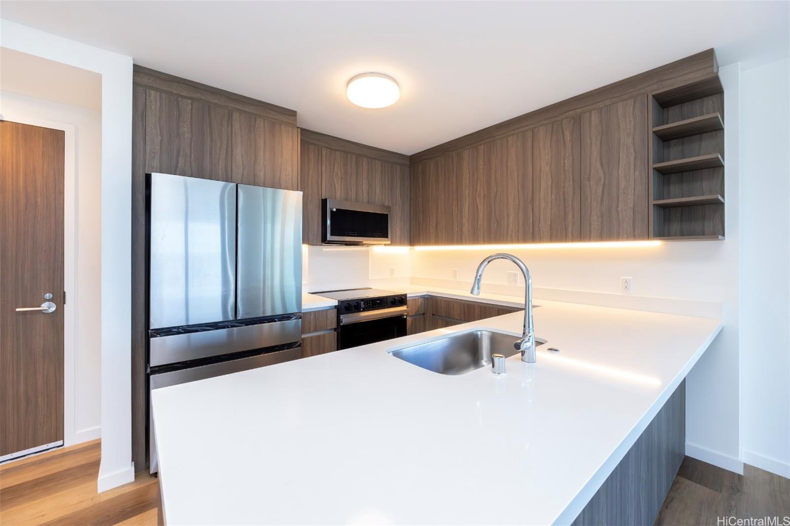 The Park on Keeaumoku condo # 3901R, Honolulu, Hawaii - photo 11 of 25