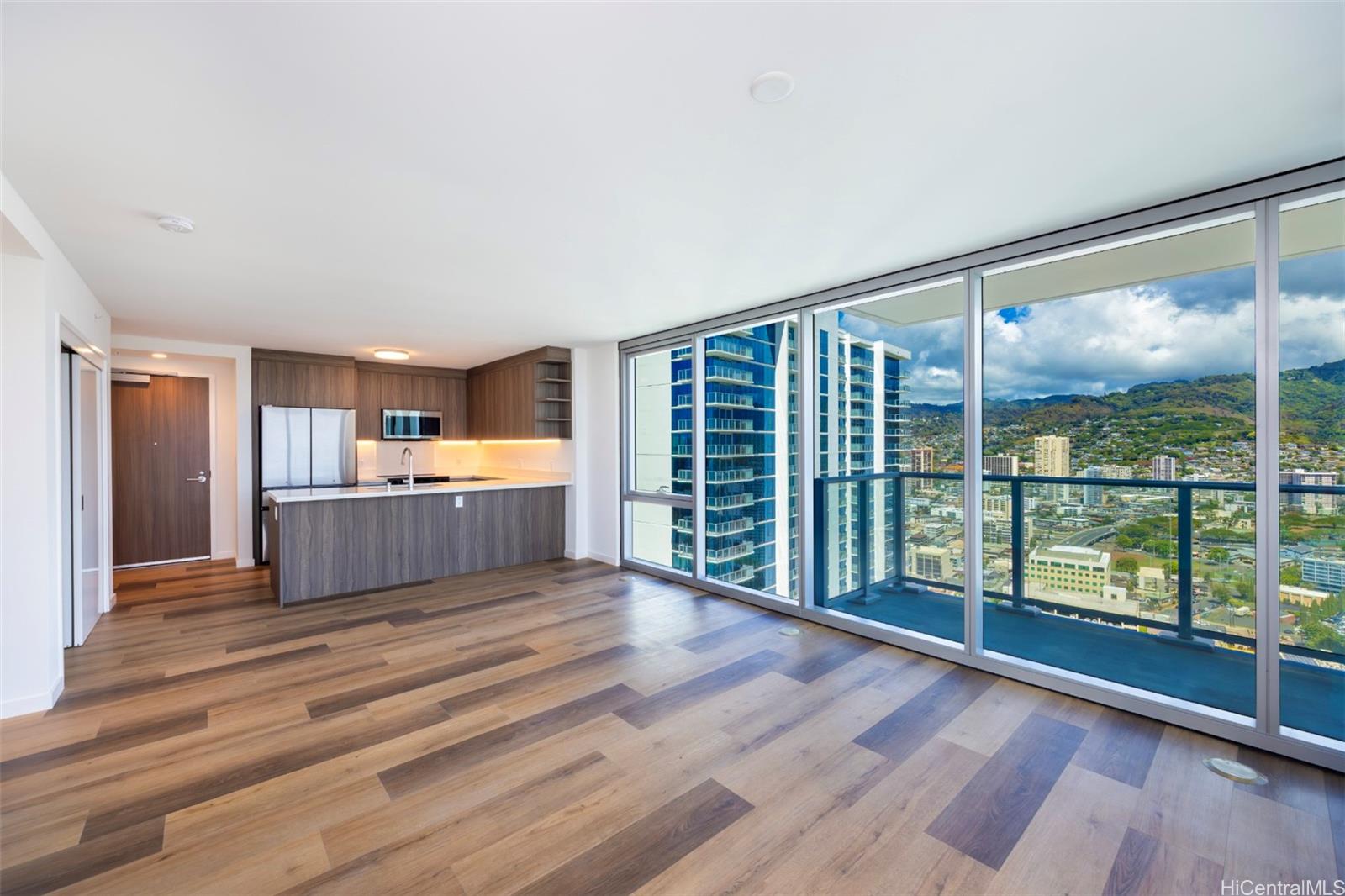 The Park on Keeaumoku condo # 3901R, Honolulu, Hawaii - photo 7 of 25