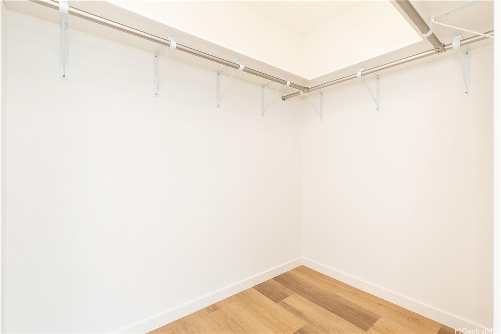 The Park on Keeaumoku condo # 3919R, Honolulu, Hawaii - photo 13 of 25