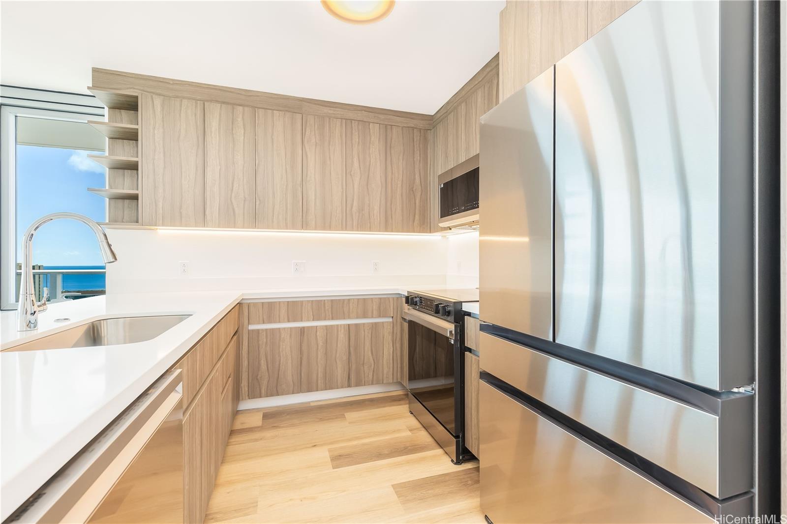 The Park on Keeaumoku condo # 3919R, Honolulu, Hawaii - photo 8 of 25