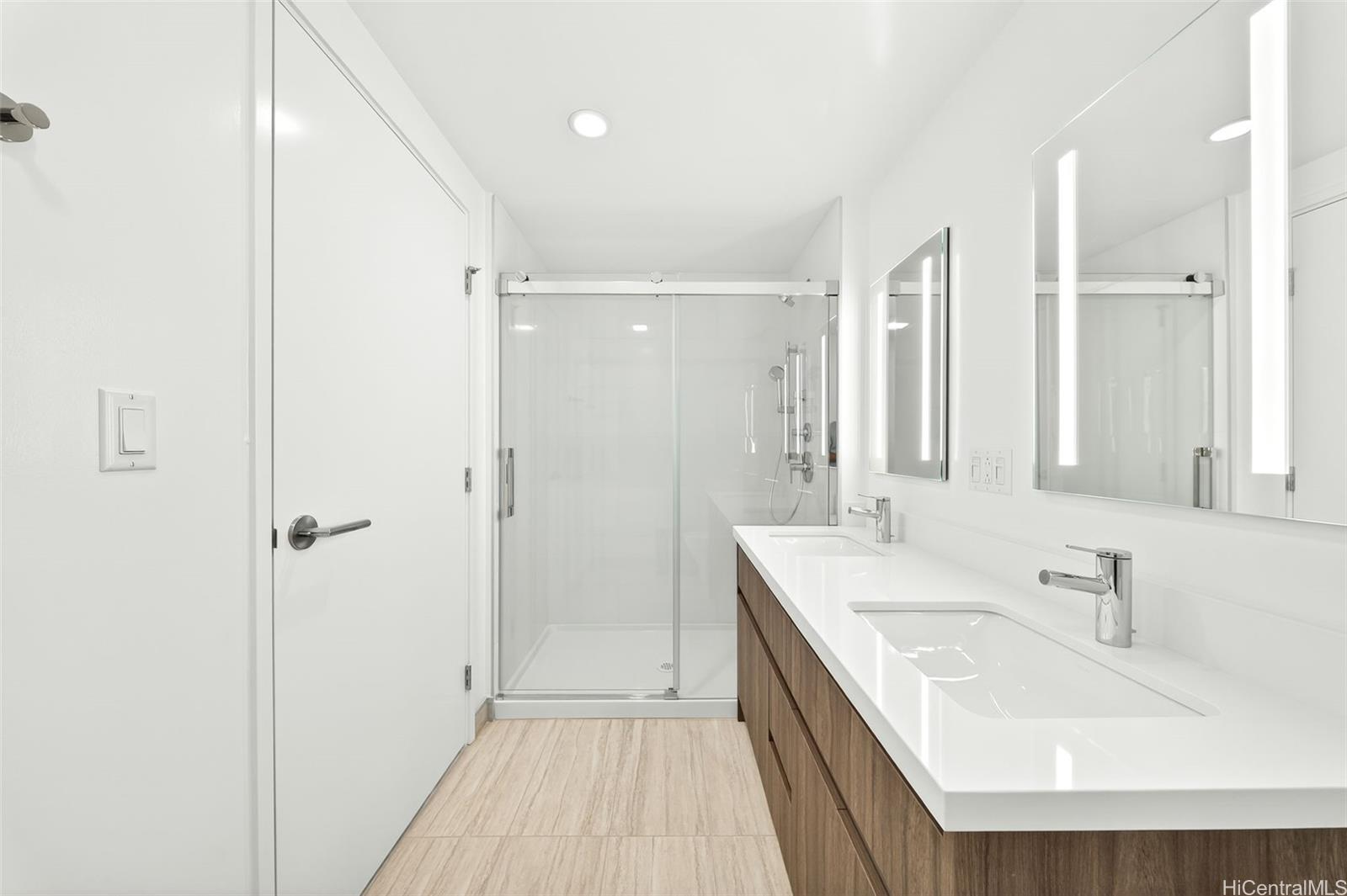 The Park on Keeaumoku condo # 4018R, Honolulu, Hawaii - photo 11 of 25