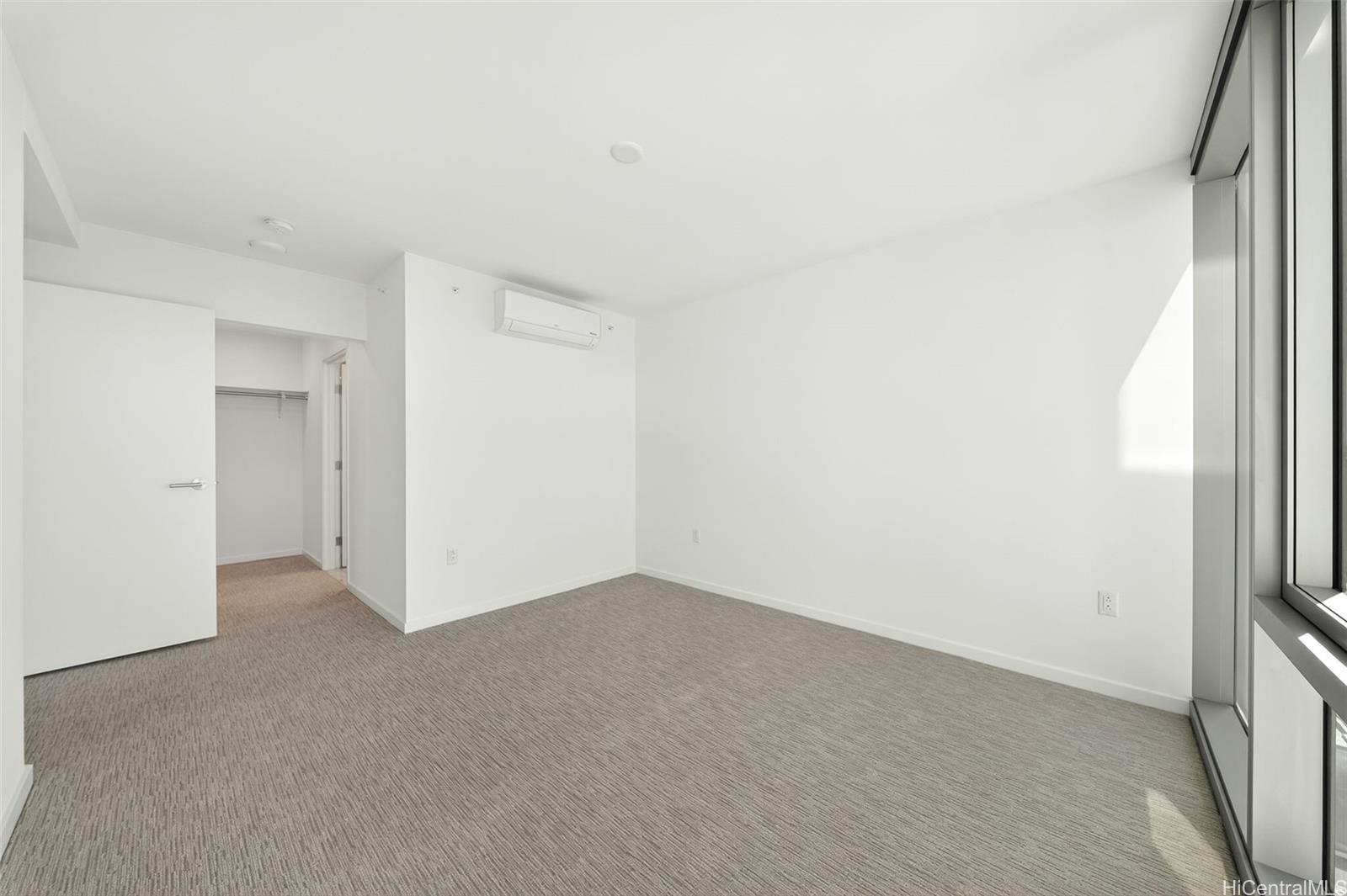 The Park on Keeaumoku condo # 4018R, Honolulu, Hawaii - photo 8 of 25