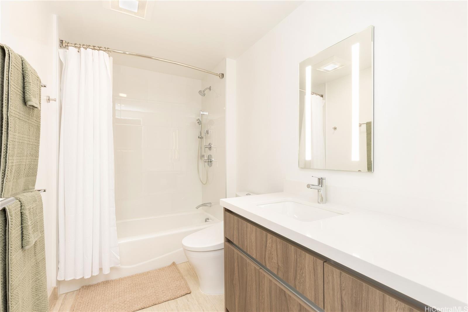 The Park on Keeaumoku condo # 407R, Honolulu, Hawaii - photo 7 of 21