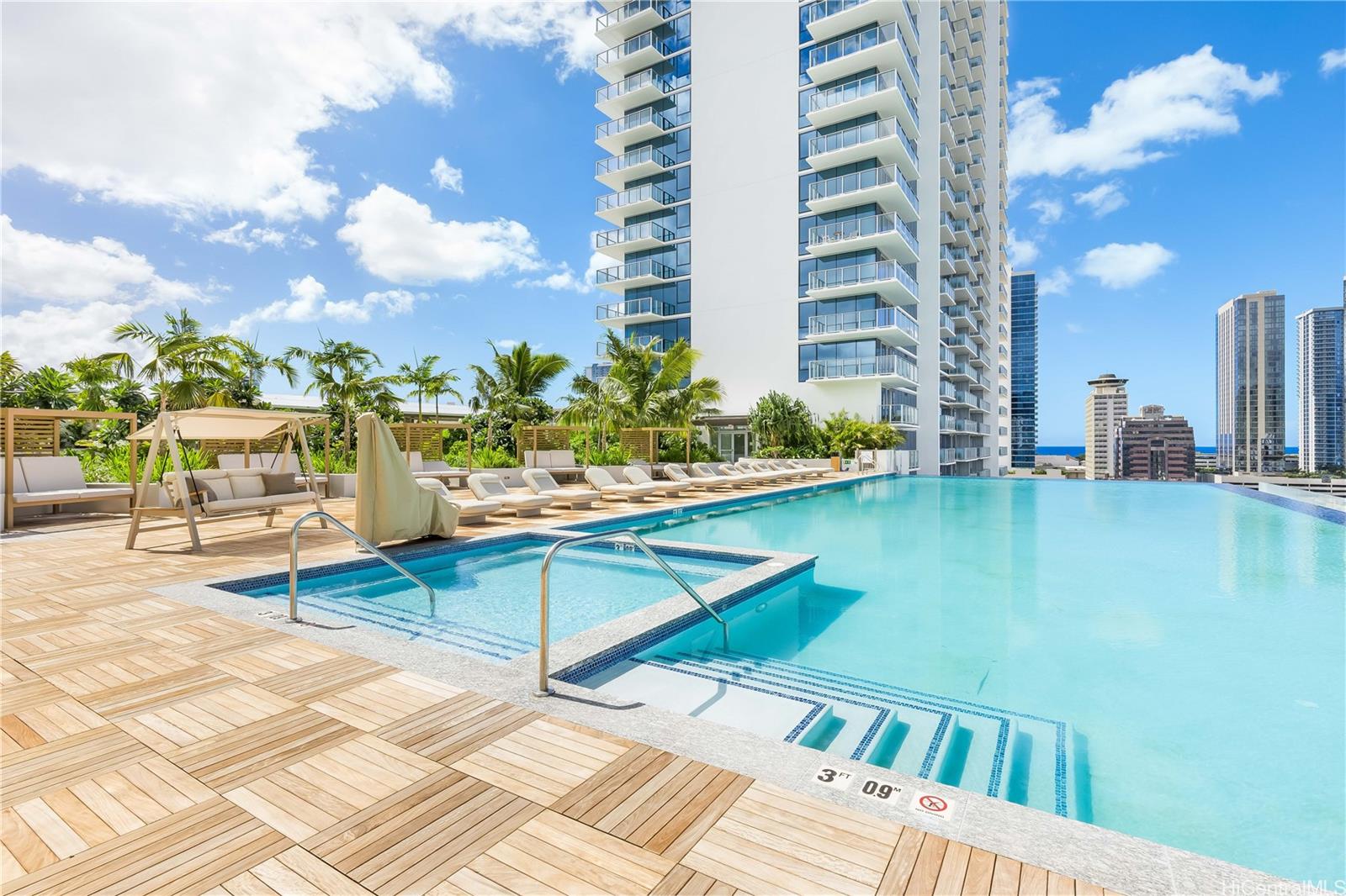 The Park on Keeaumoku condo # 407R, Honolulu, Hawaii - photo 10 of 21