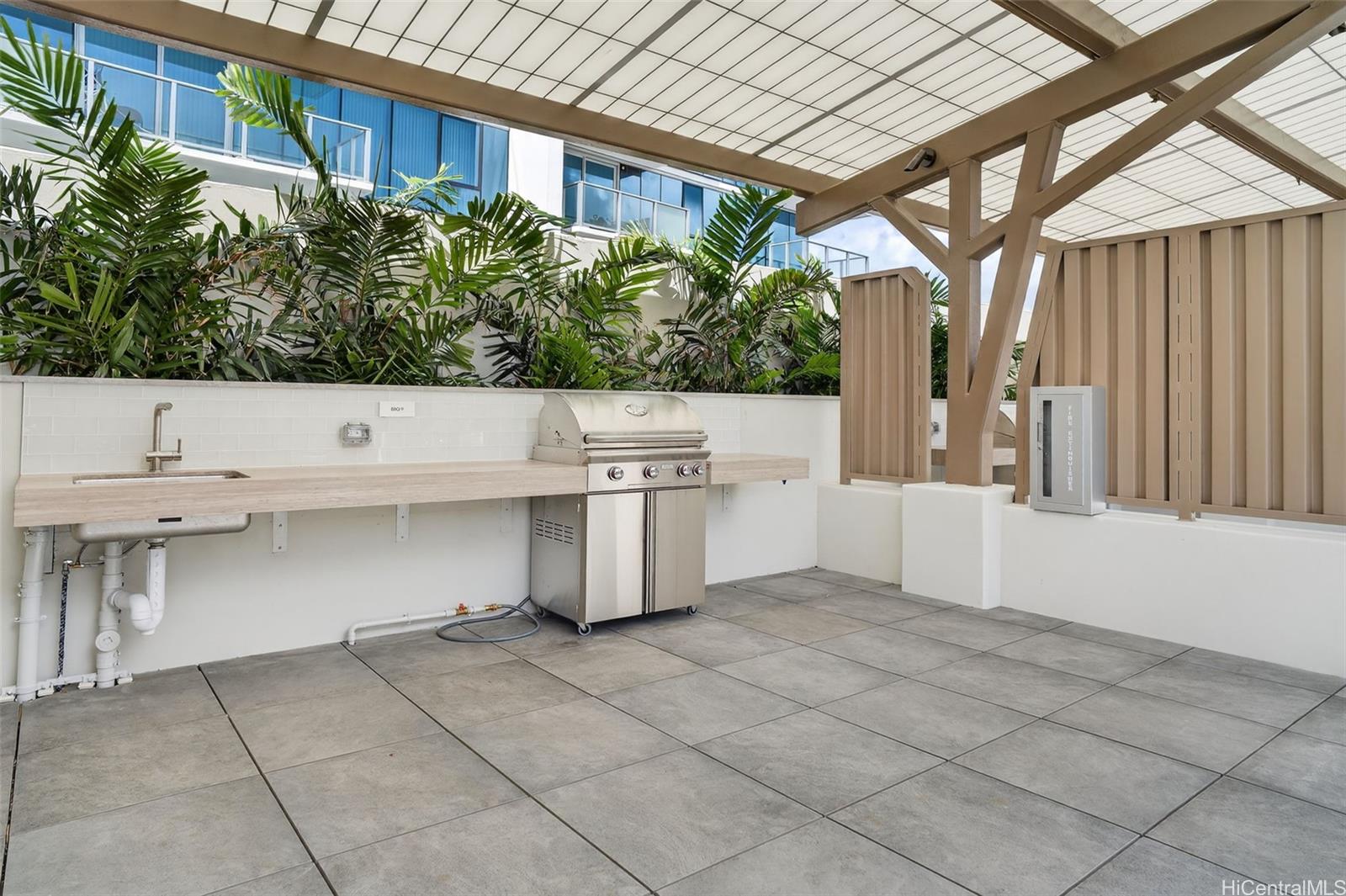 1500 Rycroft Street Honolulu - Rental - photo 7 of 15