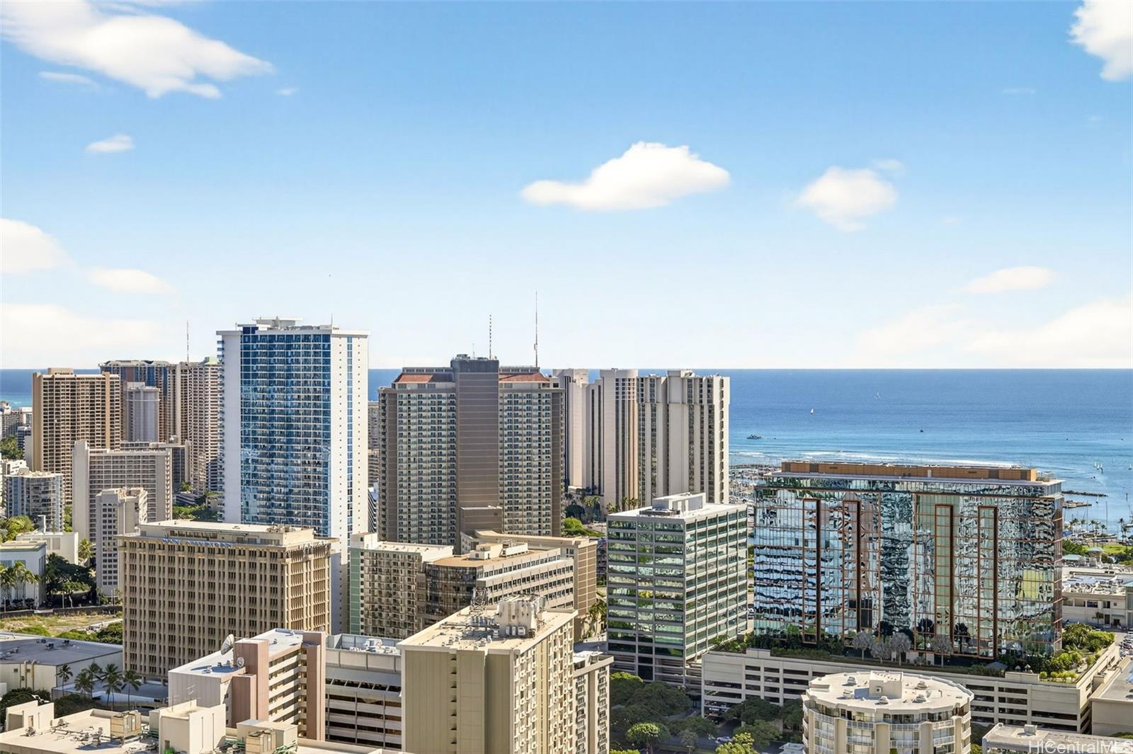 1500 Rycroft Street Honolulu - Rental - photo 12 of 25