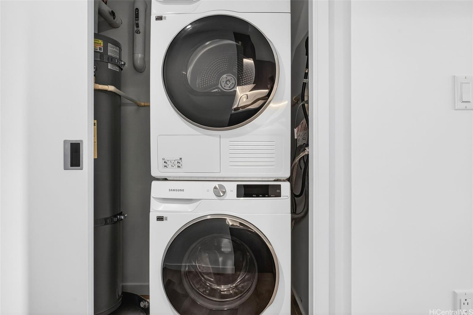 1500 Rycroft Street Honolulu - Rental - photo 5 of 25