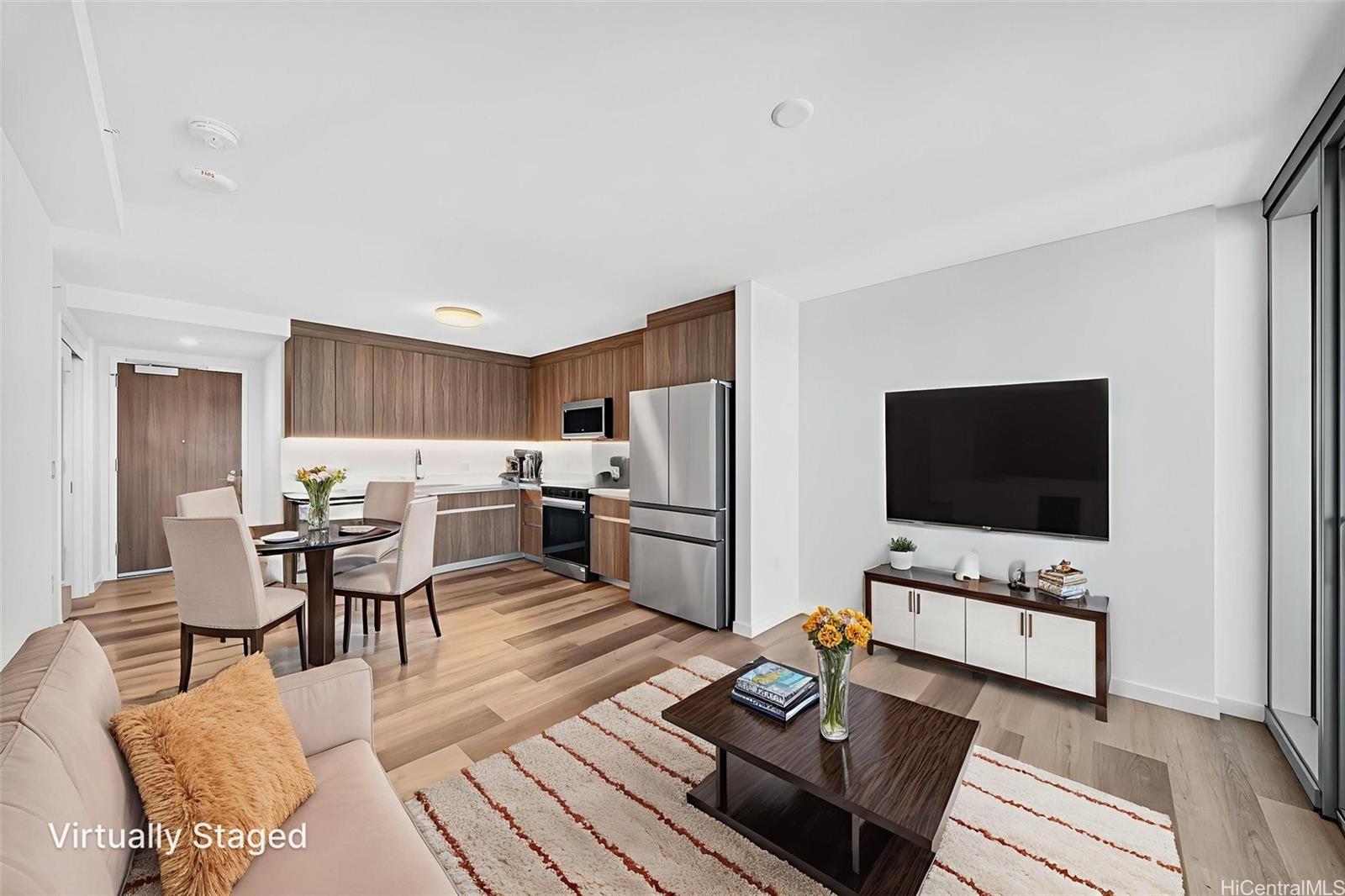 1500 Rycroft Street Honolulu - Rental - photo 3 of 25