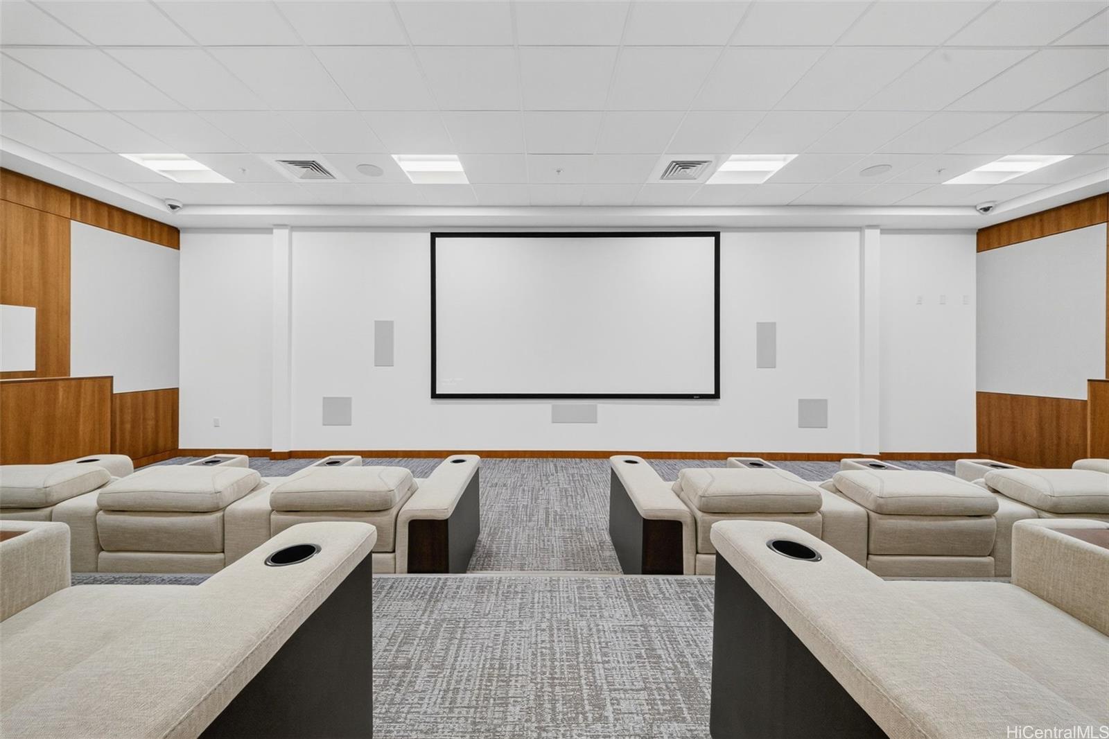 1500 Rycroft St Honolulu - Rental - photo 23 of 25