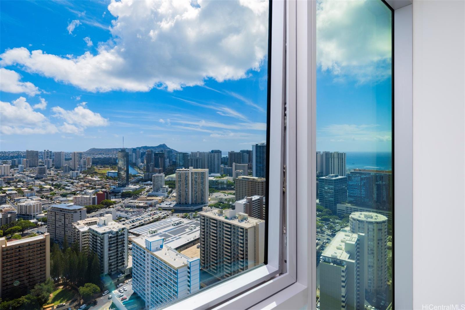 The Park on Keeaumoku condo # 4119R, Honolulu, Hawaii - photo 19 of 25