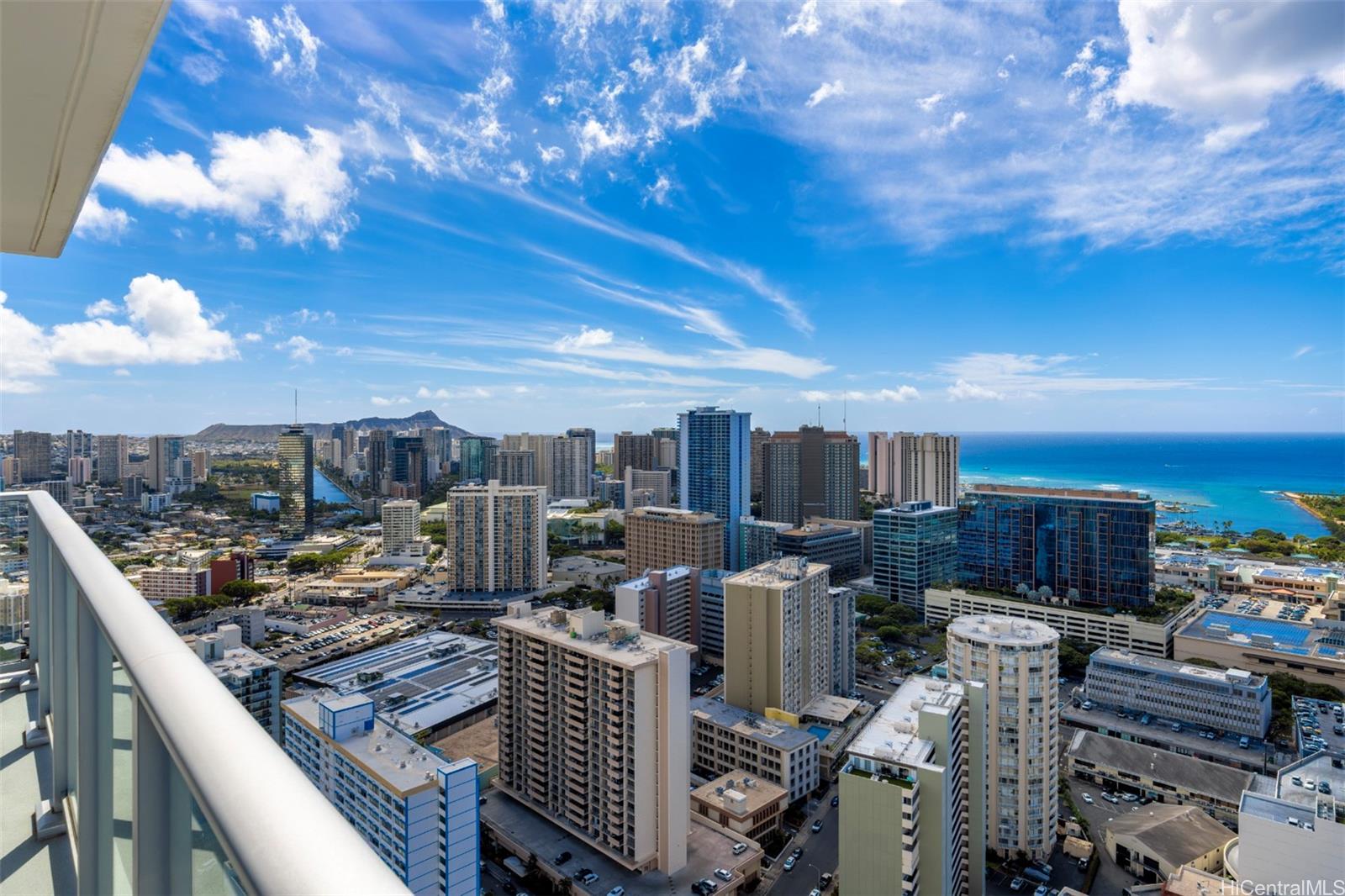 The Park on Keeaumoku condo # 4119R, Honolulu, Hawaii - photo 8 of 25