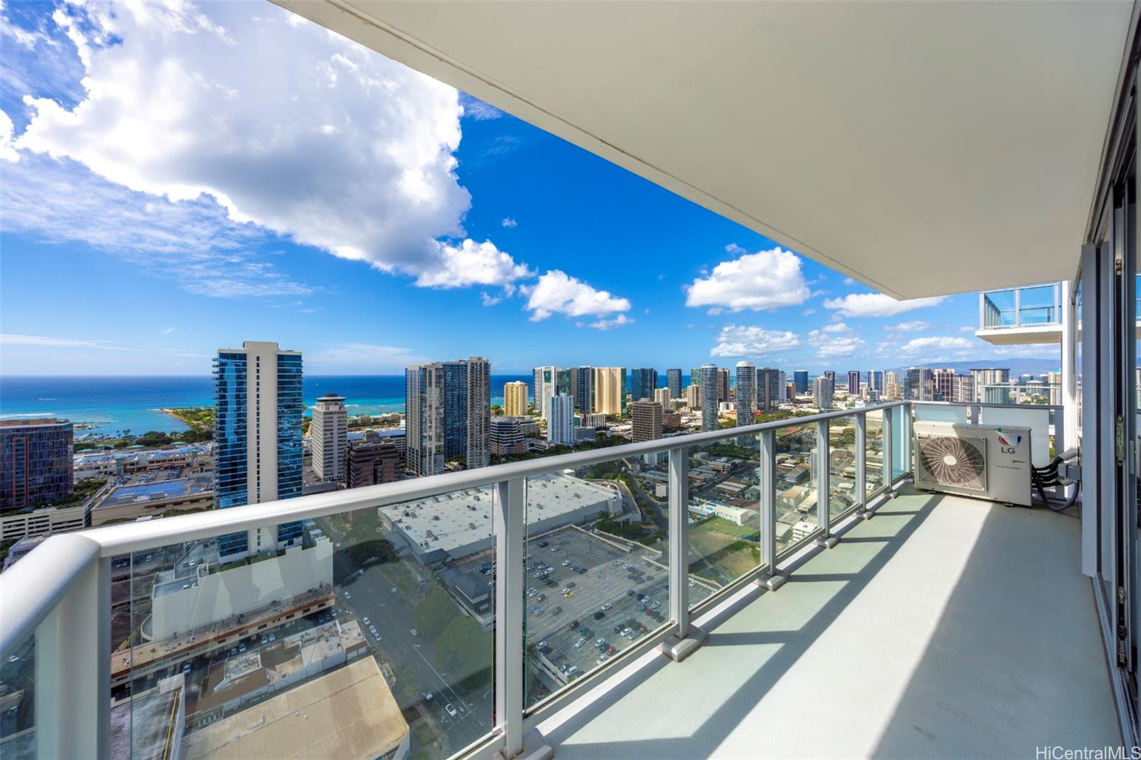 The Park on Keeaumoku condo # 4119R, Honolulu, Hawaii - photo 9 of 25