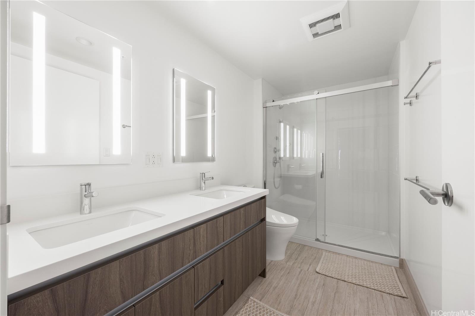 1500 Rycroft Street Honolulu - Rental - photo 4 of 19