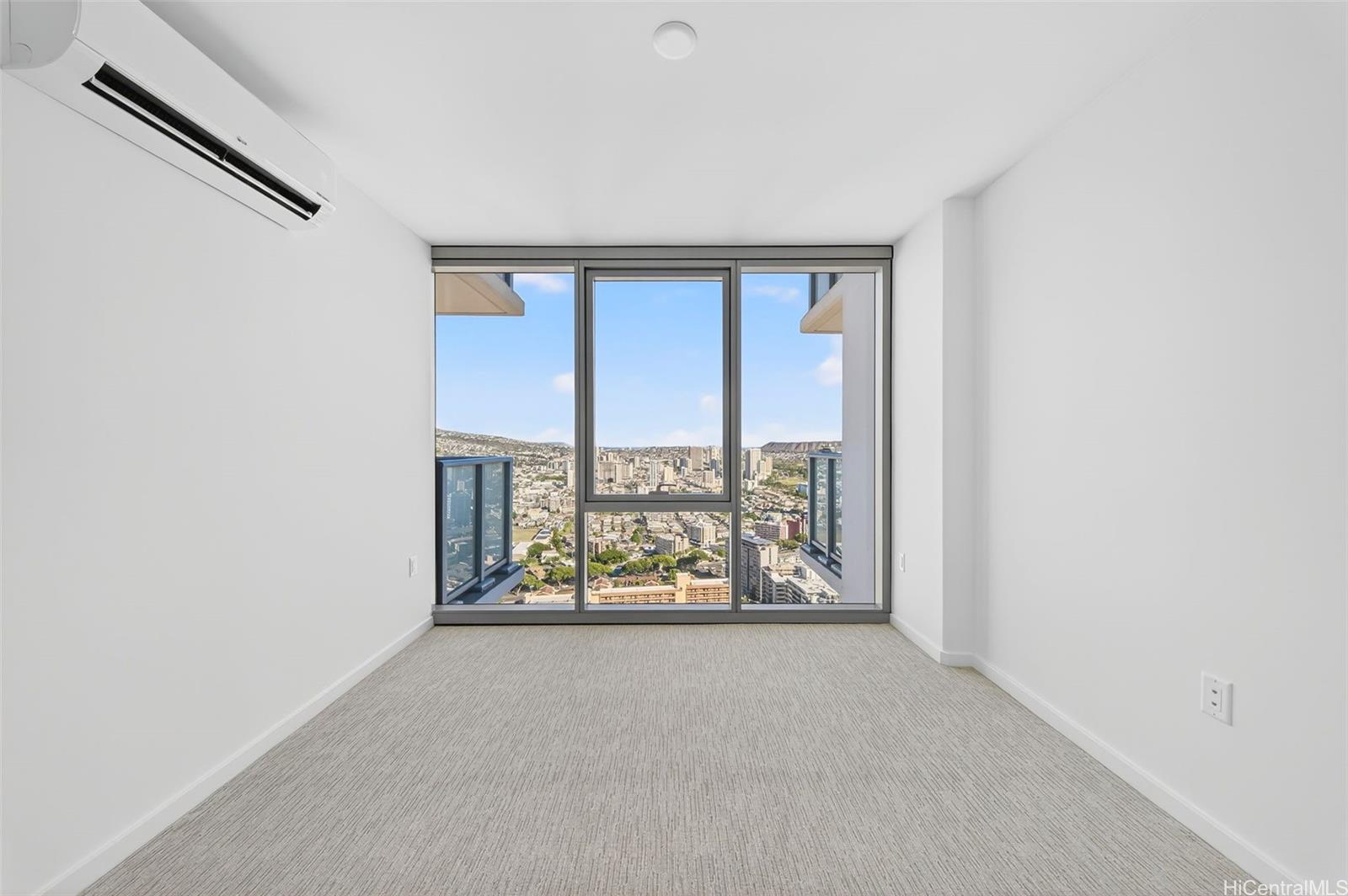 1500 Rycroft St Honolulu - Rental - photo 7 of 21