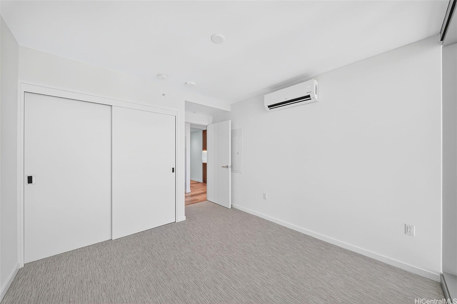 1500 Rycroft St Honolulu - Rental - photo 8 of 21