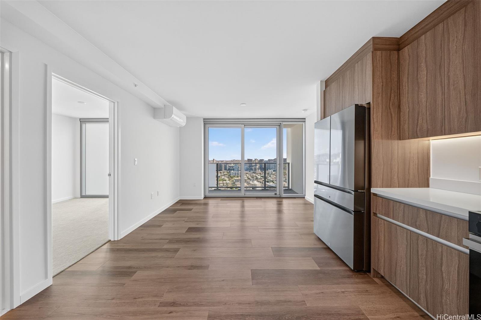 1500 Rycroft St Honolulu - Rental - photo 2 of 25