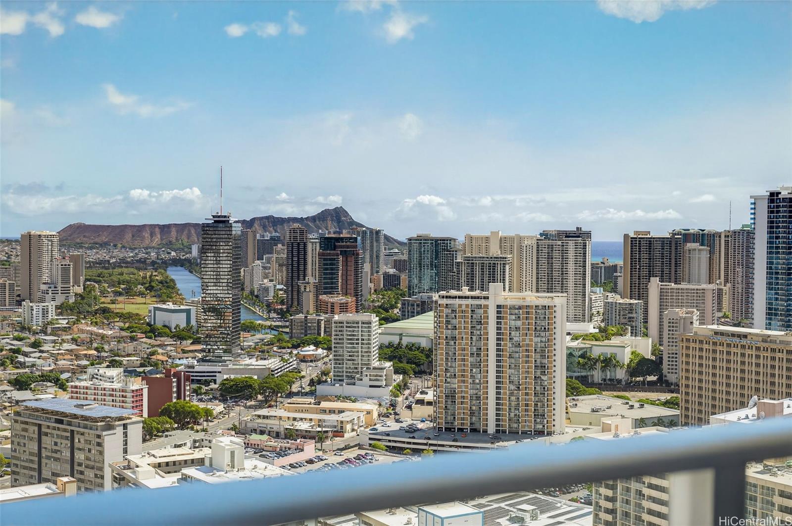 1500 Rycroft St Honolulu - Rental - photo 13 of 25