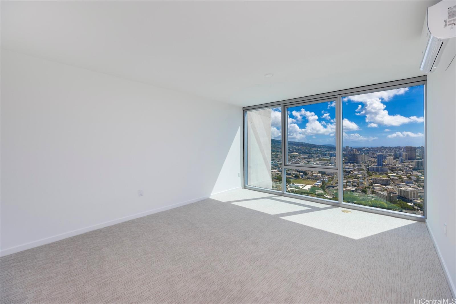 The Park on Keeaumoku condo # 4319R, Honolulu, Hawaii - photo 17 of 25