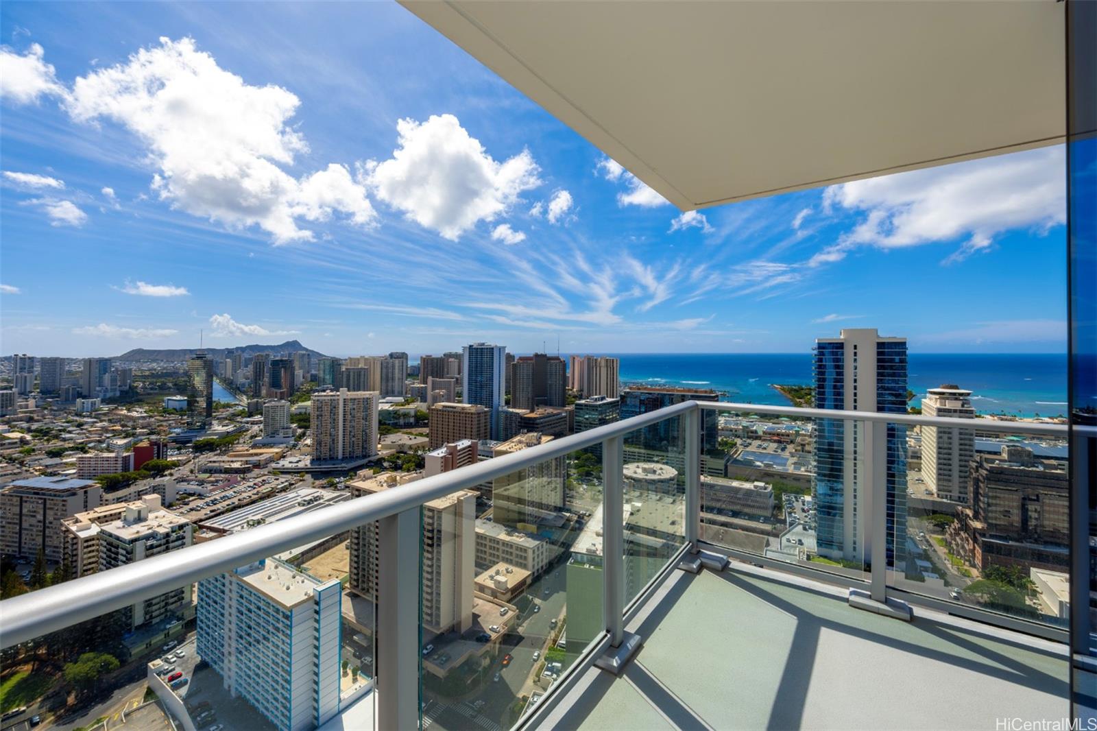 The Park on Keeaumoku condo # 4319R, Honolulu, Hawaii - photo 10 of 25