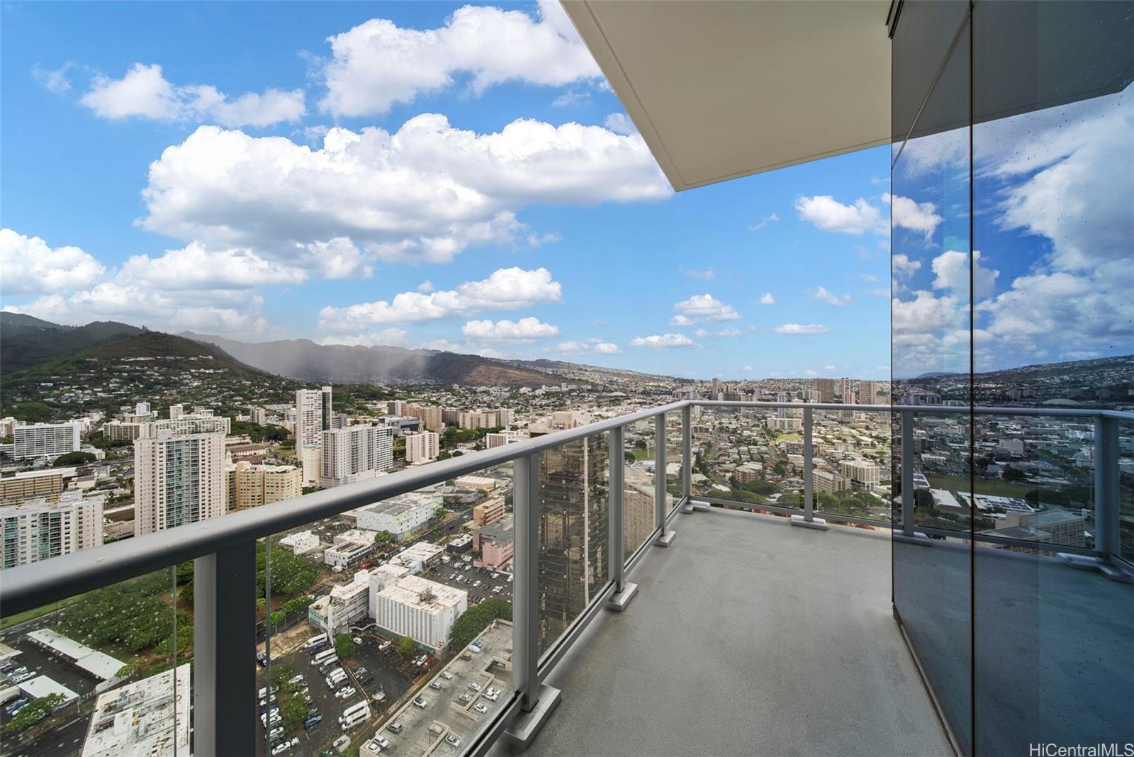 1500 Rycroft St Honolulu - Rental - photo 16 of 25