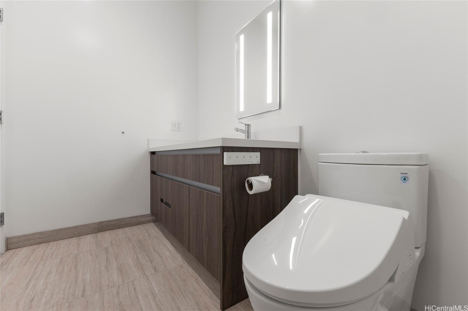 The Park on Keeaumoku condo # 4405R, Honolulu, Hawaii - photo 11 of 23