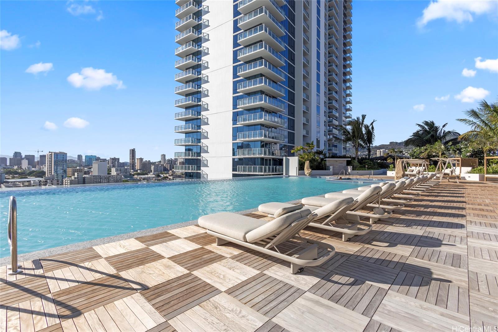 The Park on Keeaumoku condo # 4405R, Honolulu, Hawaii - photo 13 of 23