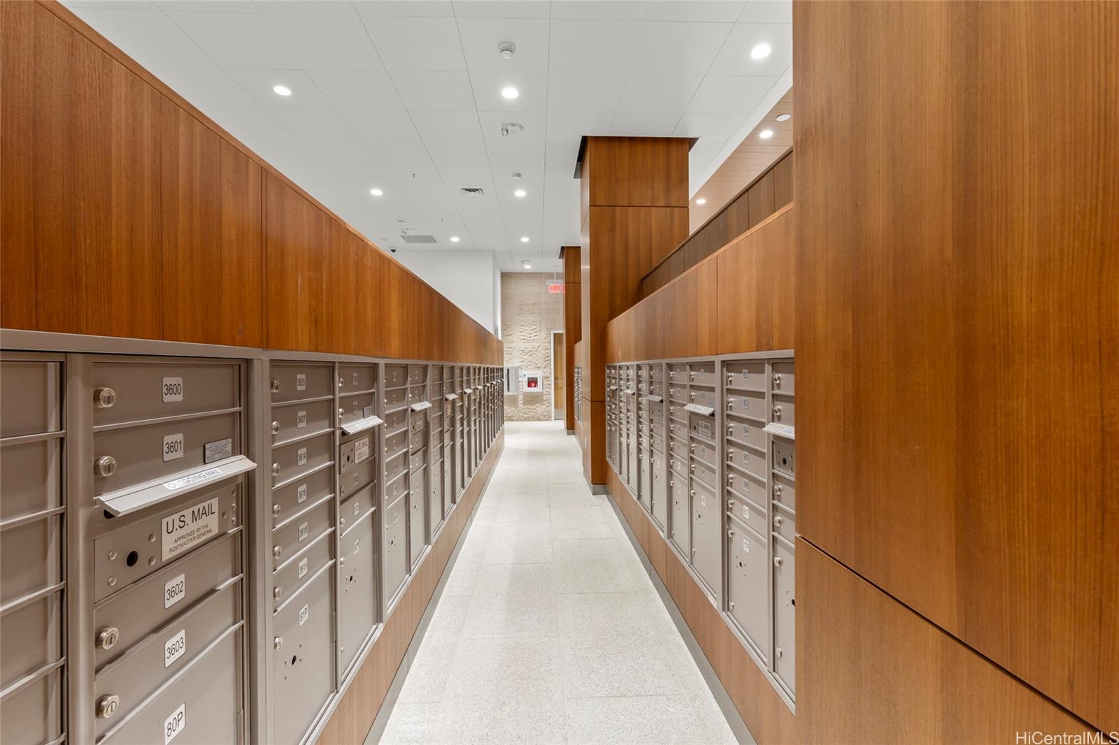 The Park on Keeaumoku condo # 4405R, Honolulu, Hawaii - photo 20 of 23