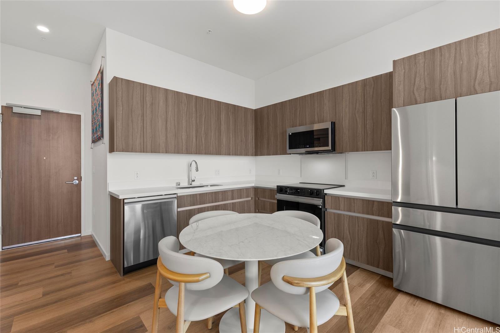 The Park on Keeaumoku condo # 4405R, Honolulu, Hawaii - photo 5 of 23