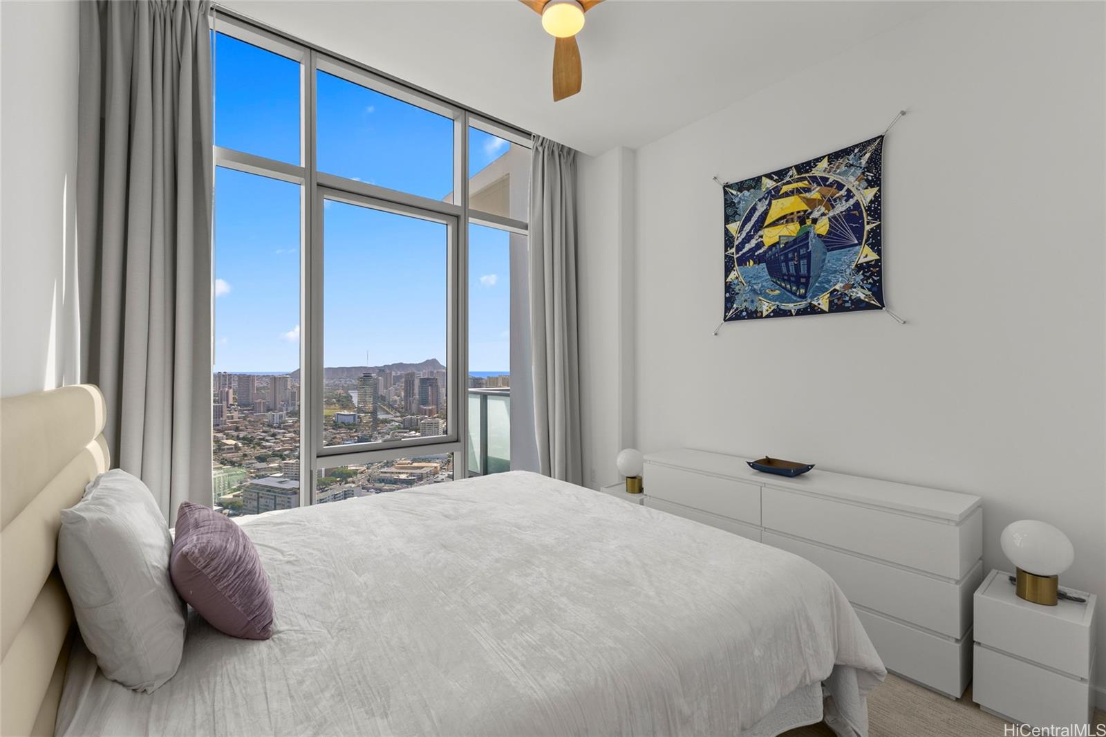 The Park on Keeaumoku condo # 4405R, Honolulu, Hawaii - photo 7 of 23