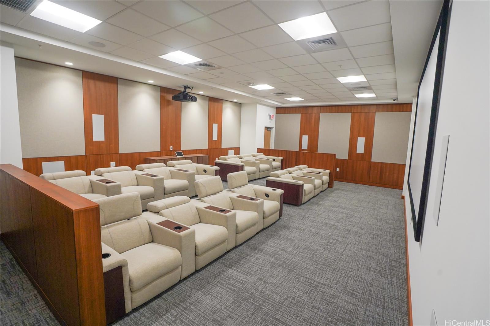 The Park on Keeaumoku condo # 808R, Honolulu, Hawaii - photo 8 of 15