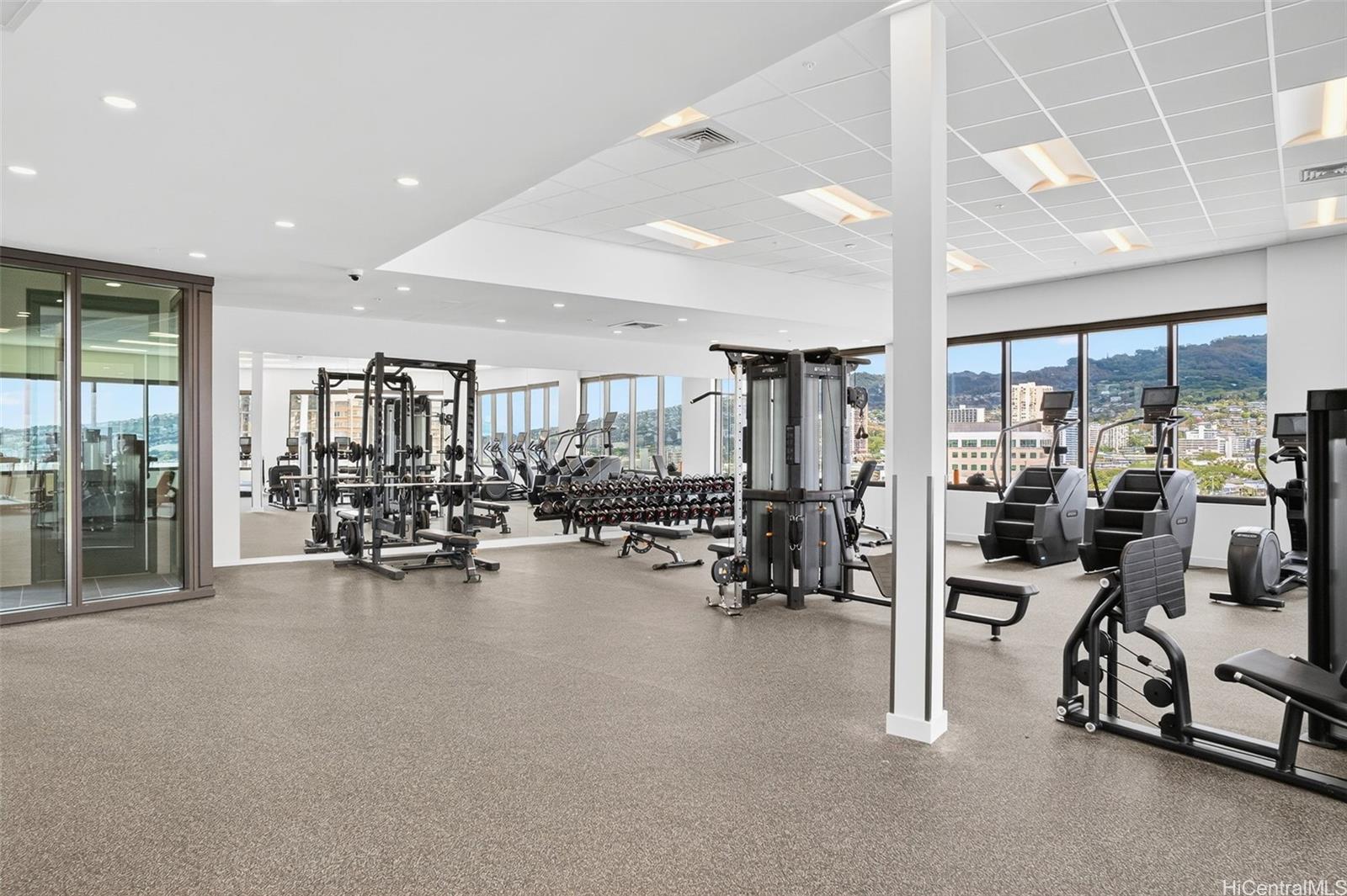 1500 Rycroft St Honolulu - Rental - photo 20 of 25