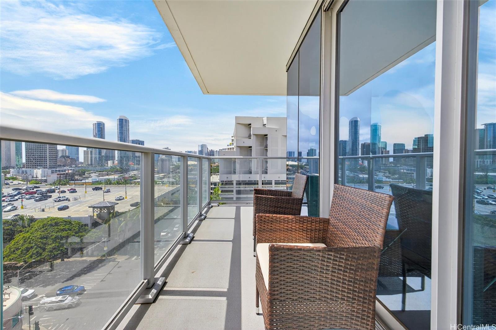 1500 Rycroft St Honolulu - Rental - photo 8 of 25