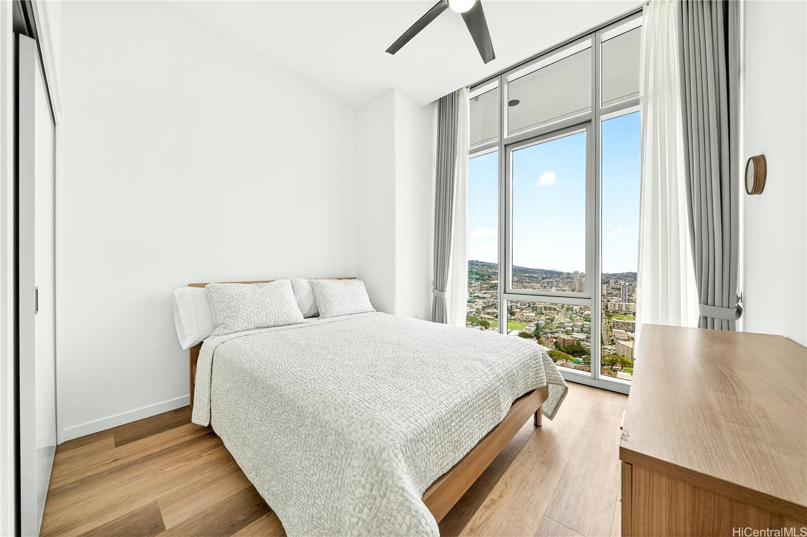 The Park on Keeaumoku condo # PH4419, Honolulu, Hawaii - photo 7 of 25