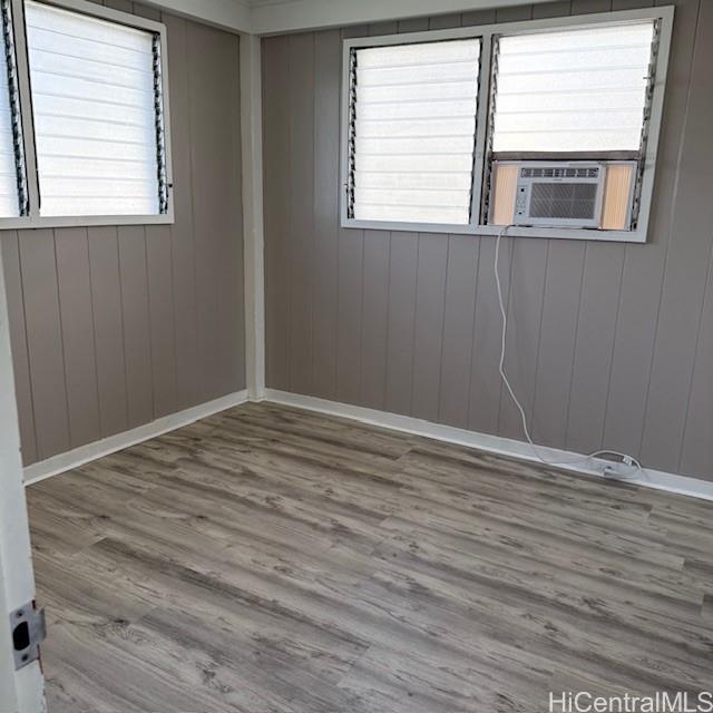 1503 Emerson St Honolulu - Rental - photo 7 of 10