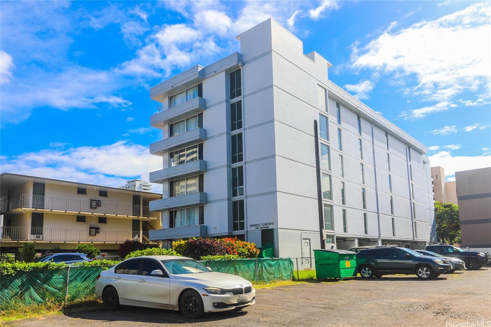 Kewalo Gardens condo # 602, Honolulu, Hawaii - photo 2 of 25