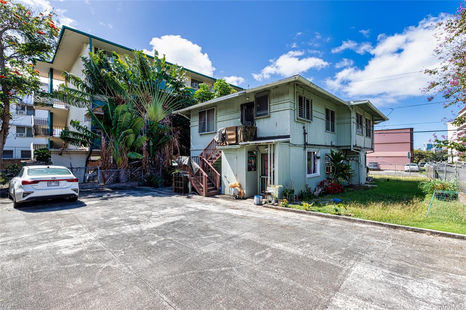 1504  Dominis Street Makiki Area, Honolulu home - photo 17 of 25
