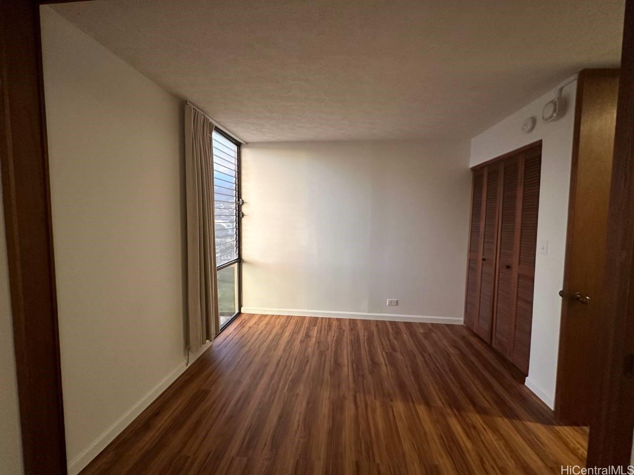 1505 Alexander St Honolulu - Rental - photo 6 of 8