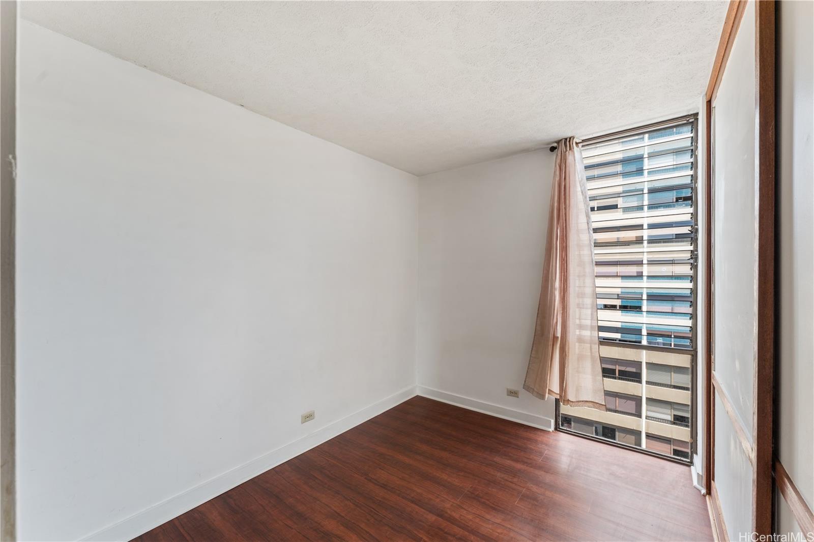 Alexander condo # 1205, Honolulu, Hawaii - photo 10 of 25