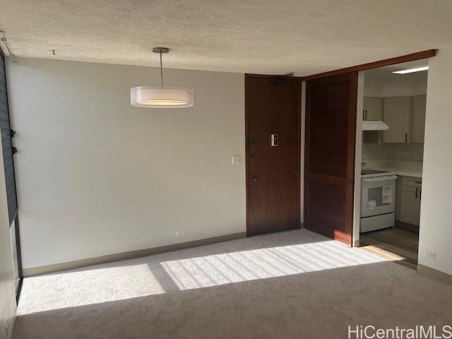 1505 Alexander St Honolulu - Rental - photo 3 of 10