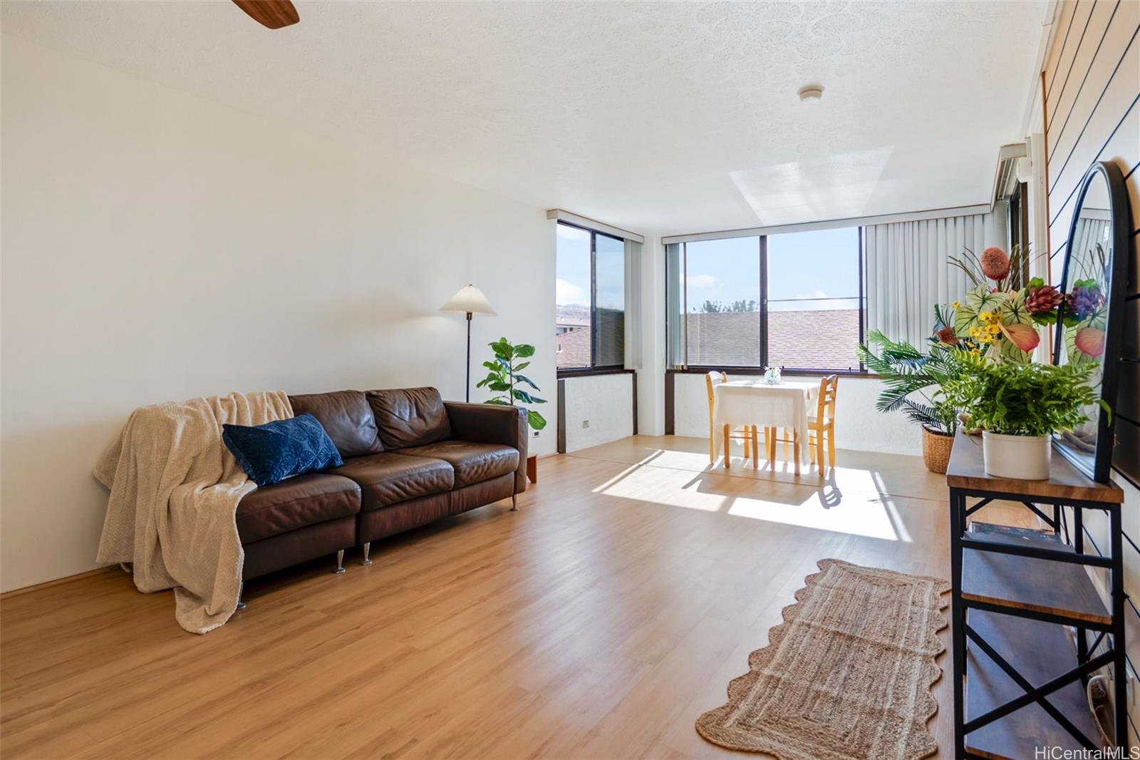 ALEXANDER condo # 206, Honolulu, Hawaii - photo 2 of 20