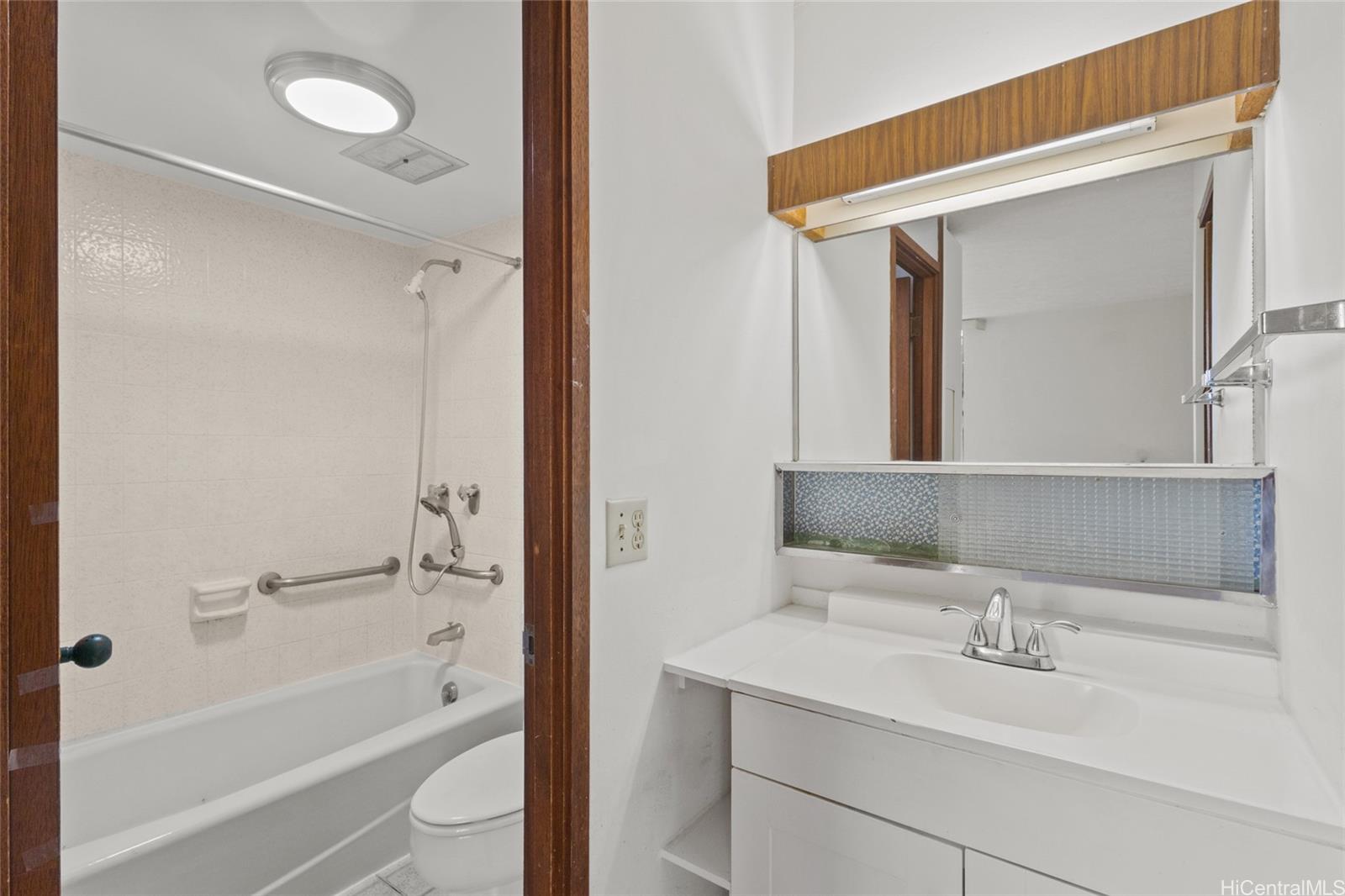 Alexander condo # 806, Honolulu, Hawaii - photo 11 of 19