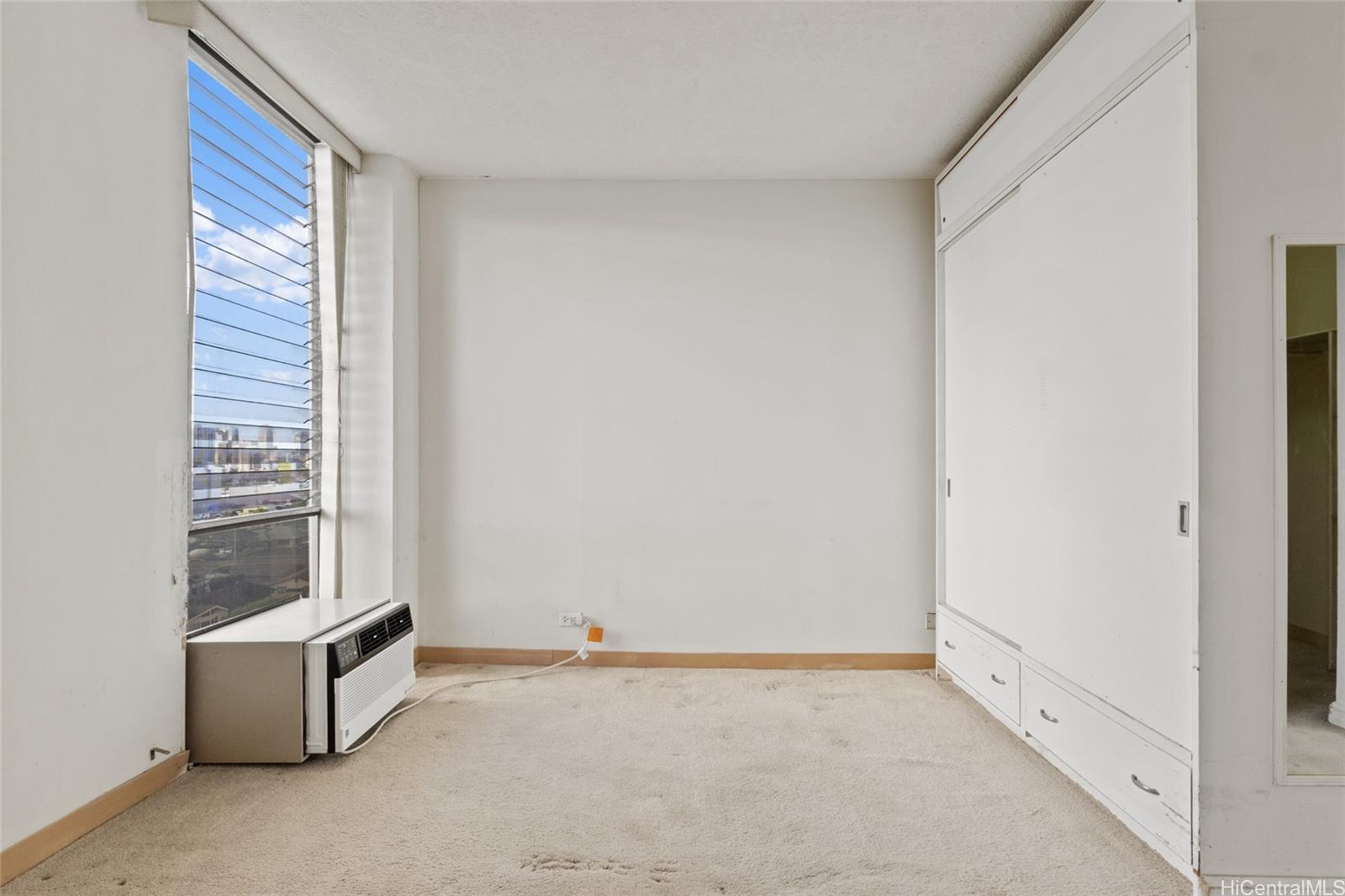 Alexander condo # 806, Honolulu, Hawaii - photo 6 of 19