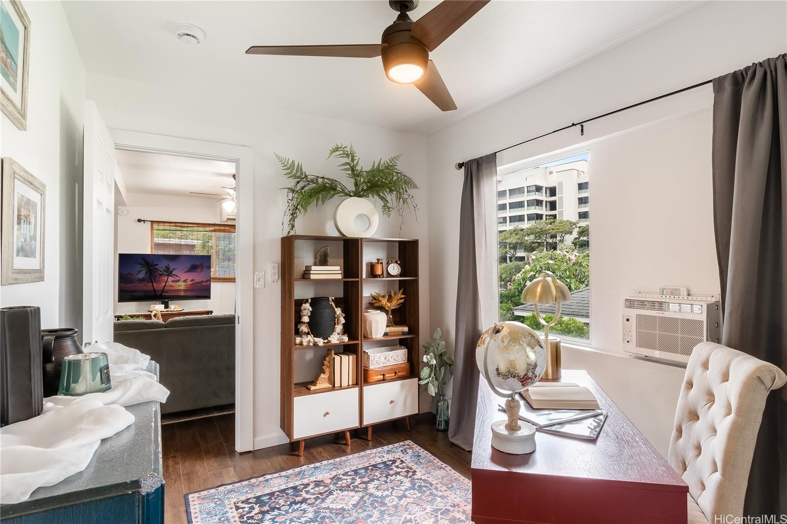 1506  Frear St Punchbowl-lower, Honolulu home - photo 7 of 19