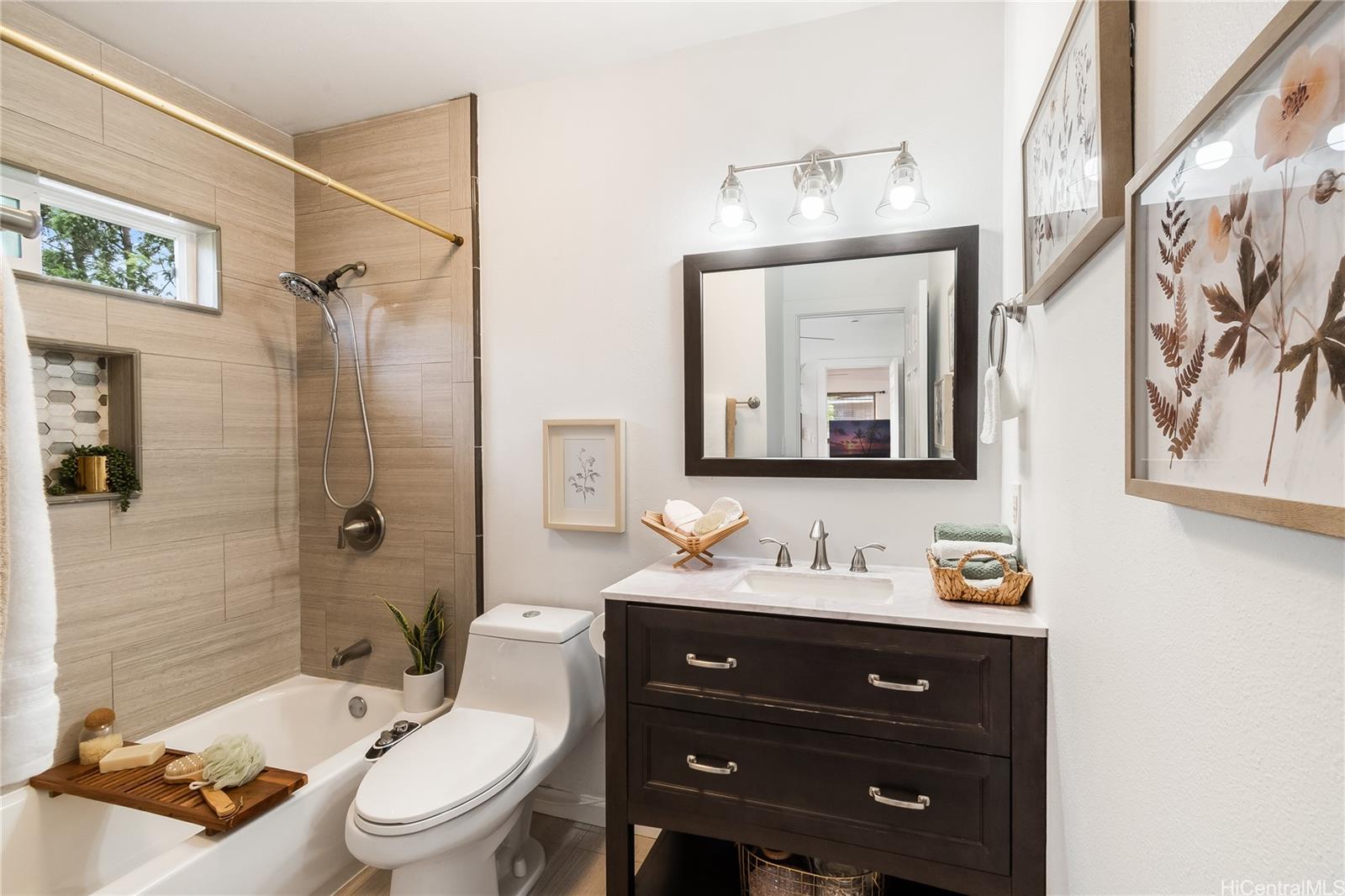 1506  Frear St Punchbowl-lower, Honolulu home - photo 8 of 19