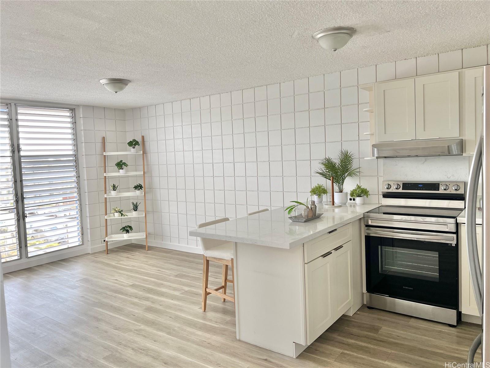 Kaumualii Park condo # A302, Honolulu, Hawaii - photo 9 of 12